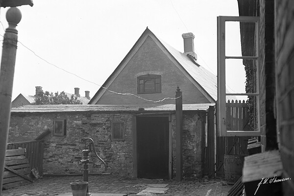 S&oslash;nderho: Sonnich Thomsens hus